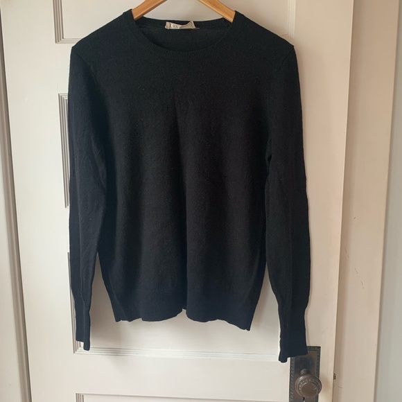 Everlane Black Cashmere Crewneck Sweater - Picture 3 of 5